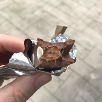 Çürük Fındık İçeren Nello Çikolatası Mide Rahatsızlığına Yol Açtı