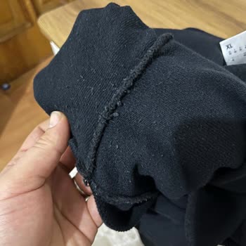 Reebok Eşofman Altındaki Tüylenme Ve Dökülme Sorunu İçin İade Talebi