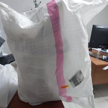 Hepsiburada'da Ortası Yırtılmış Kedi Maması Paketi İade Reddi Ve Bantlı Geri Gönderim