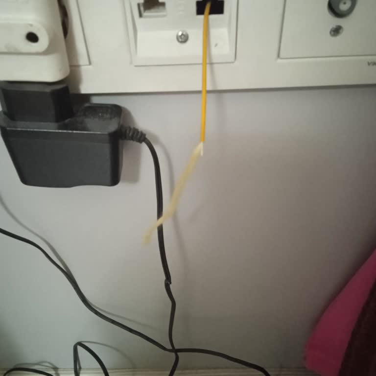 Kablo Arızası Nedeniyle Bir Hafta Süren İnternetsiz Kalma Ve Müşteri Hizmetlerine Ulaşılamaması