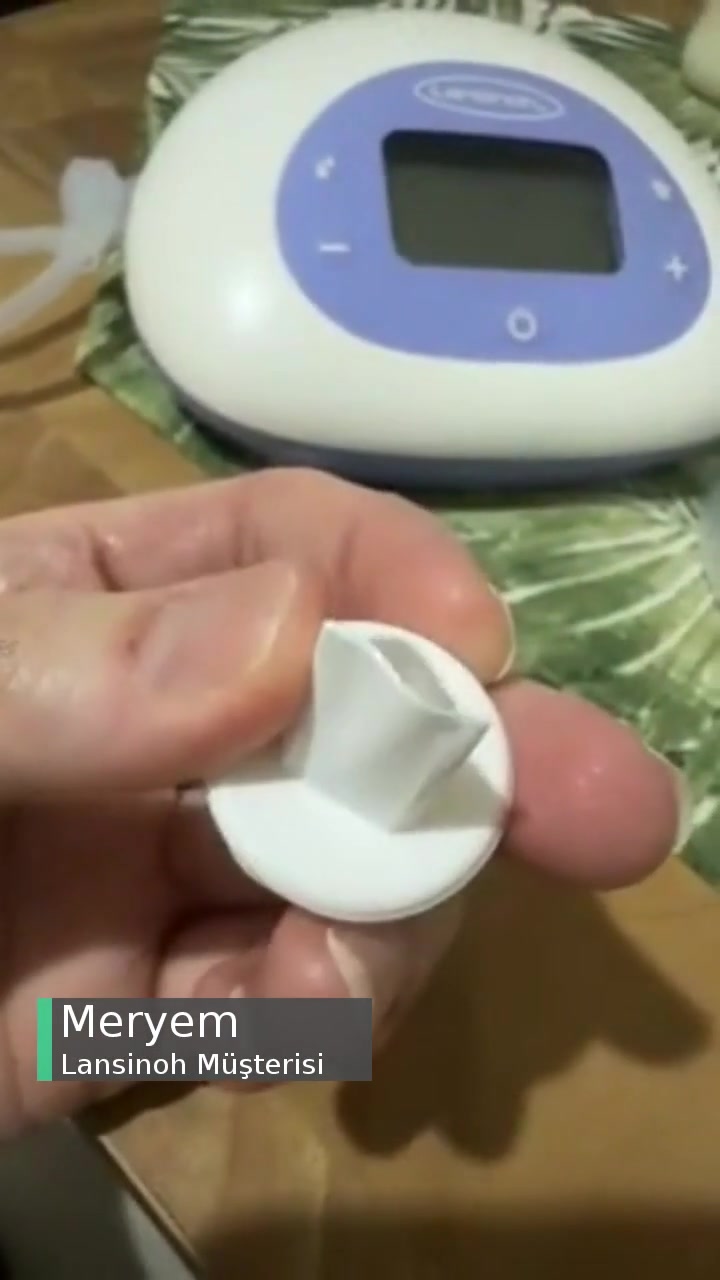 Lansinoh Elektrikli Çiftli Göğüs Pompası! videonun kapak resmi