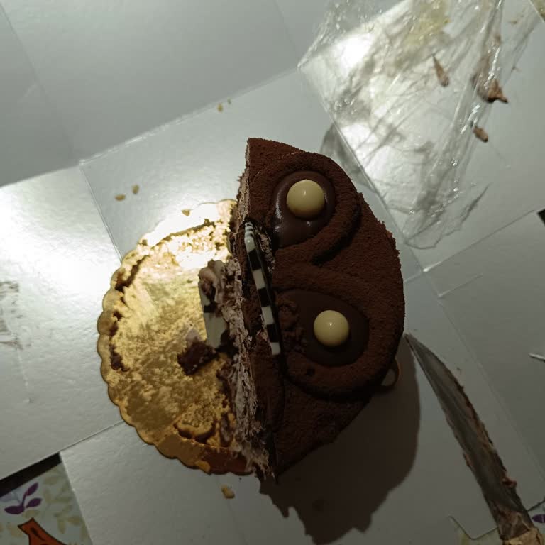 Yaş Pasta Tüketim Sonrası Mide Yanması Ve İade Talebi