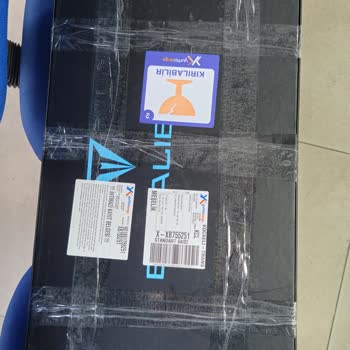 Kimlik Kontrolü Olmadan Teslim Edilen Kargo Ve 85 Bin TL'lik Kayıp