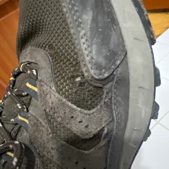 Ayakkabı Kısa Sürede Yırtıldı, Şok Market Sorumluluk Reddi