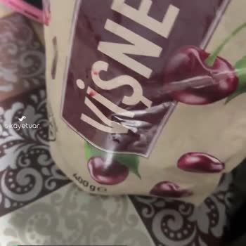 Harras Vişne Böcekli Çıktı!