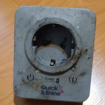 Bulaşık Makinesi Yanarak Üst Kapağını Yaktı, Evde Yangın Riski Oluşturdu Ve Set Üstü Ocak İle Airfry Cihazı Hasar Gördü