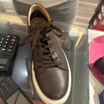 Hotiç Ayakkabısının İç Derisinin Yırtılması Ve İade Reddi