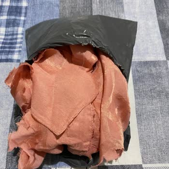 Sürat Kargo’da Şal Tesliminde Yaşanan Hasar Ve Çözüm Yoksunluğu