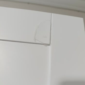 Vivense'den Hatalı Dolap Kapakları, Baza Ve Uyumlu Olmayan Yatak