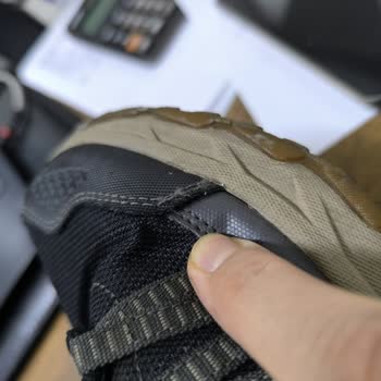 Skechers Ayakkabım Dikiş Yerlerinden Patladı, Garantiden Red Cevabı