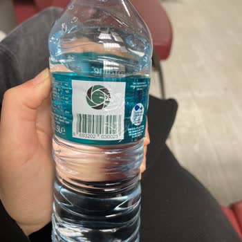 Hamidiye Su Şişesinde Petrol Ve Plastik Kokusu