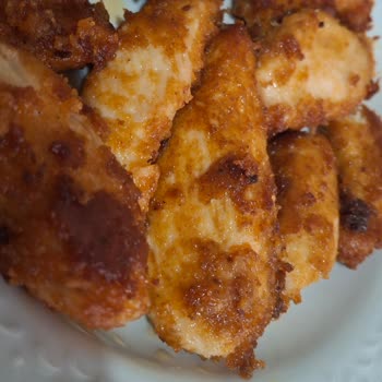 Gedik Acılı Çıtır Bonfile'de Çamurumsu Kaplama Ve Aşırı Tuzlu Lezzet