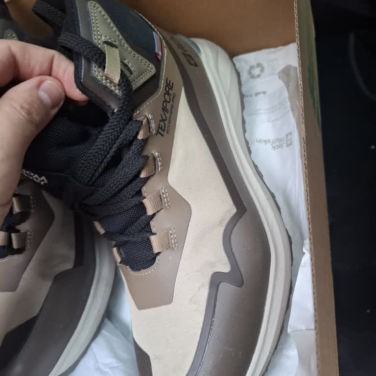 İlk Giyişte Bağcık Gözlüğünün Kırılması Ve Lekelenmesi Nedeniyle Garanti Reddi