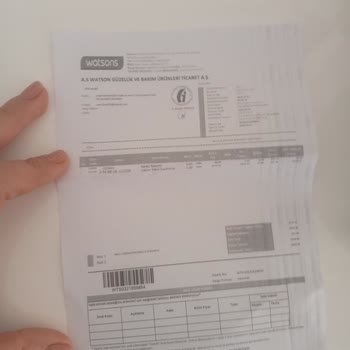 Orijinal Olmadığı Şüpheli Parfüm Ve Cevapsız Müşteri Hizmetleri