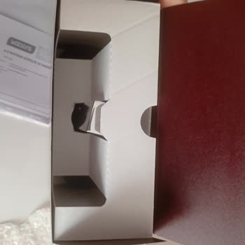 Orijinal Olmadığı Şüpheli Parfüm Ve Cevapsız Müşteri Hizmetleri