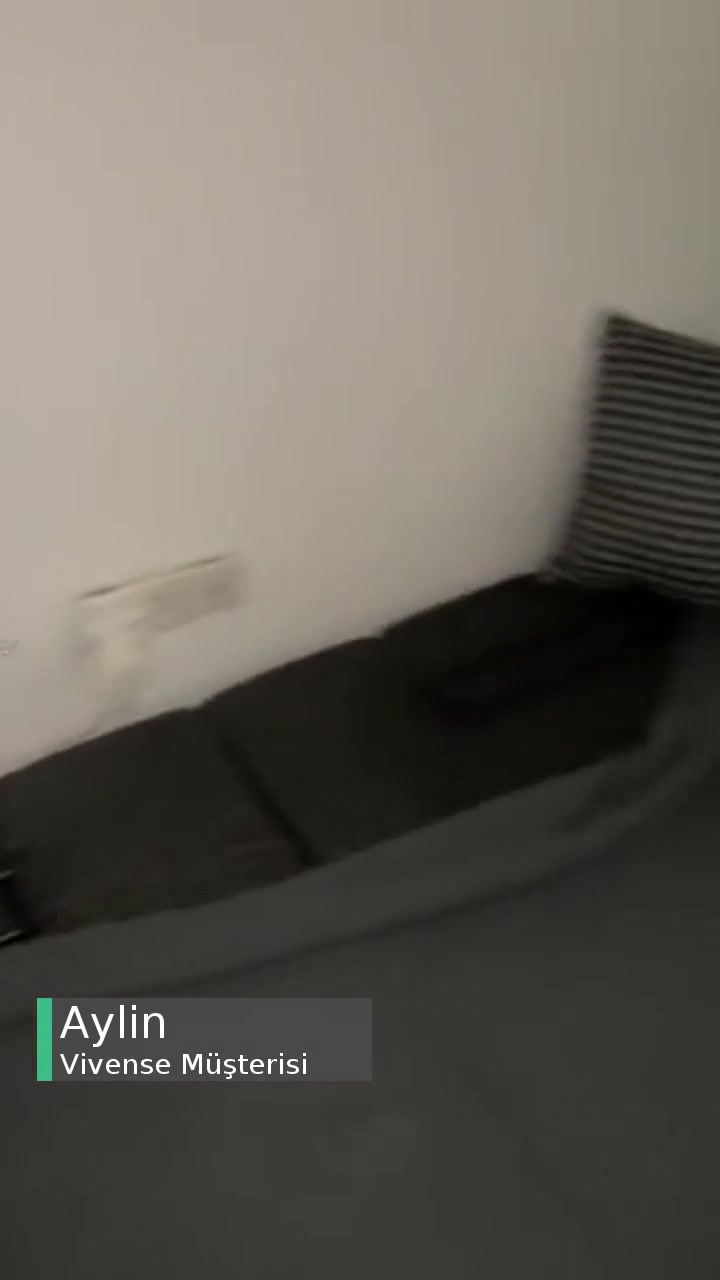 Vivense Koltukta Gıcırdama, Aralarda Boşluk! videonun kapak resmi