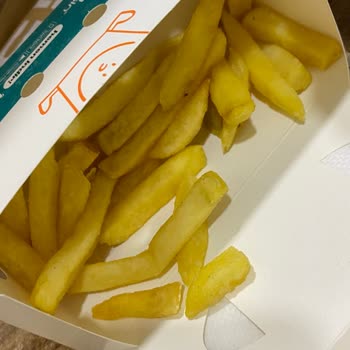 Usta Dönerci'den Alınan Kalitesiz Menü ve Yemeksepeti'nin Çözüm Sunamaması