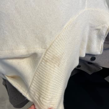 Oysho Hırkasında Lekeli Ve Etiketsiz Ürün Teslimatı