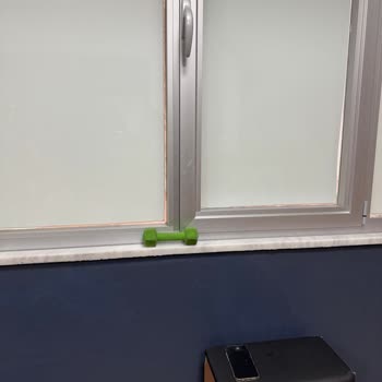 Hfit28 Arızalı Cam Ve Dambılın Yol Açtığı Telefon Hasarı