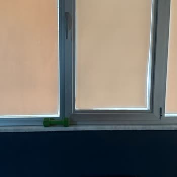 Hfit28 Arızalı Cam Ve Dambılın Yol Açtığı Telefon Hasarı