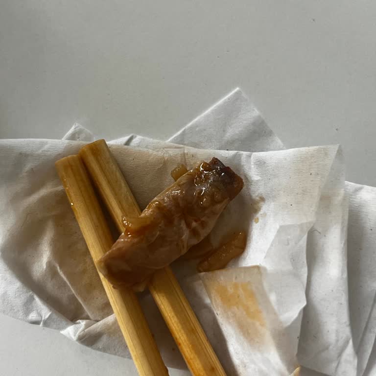 Noodle Express Siparişinde Sigara İzmariti, Yemeksepeti Müdahalesiz