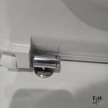 Bien Klozet Menteşesi Temini İçin Yetkili Servise Şikayet