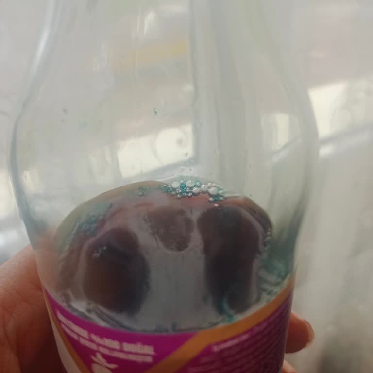 Sarıkız Extra Meyveli Sodayı Açtığımızda Mavi Baloncuklar Belirdi, Sağlık Endişesi