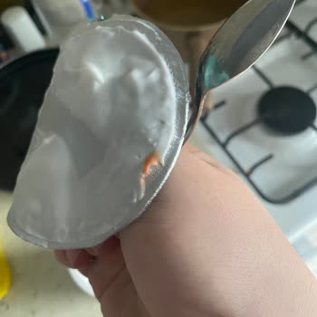 Nilky Probiyo Hindistan Cevizi Ürününde Boya Benzeri Renk Ve Gıda Güvenliği Endişesi