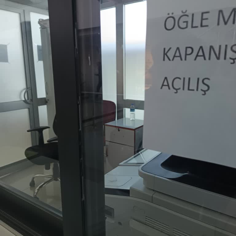 Elazığ Belediyesi'nde Fotokopi İşlemi İçin 2 Saat Bekletilme Ve Personel İhmali