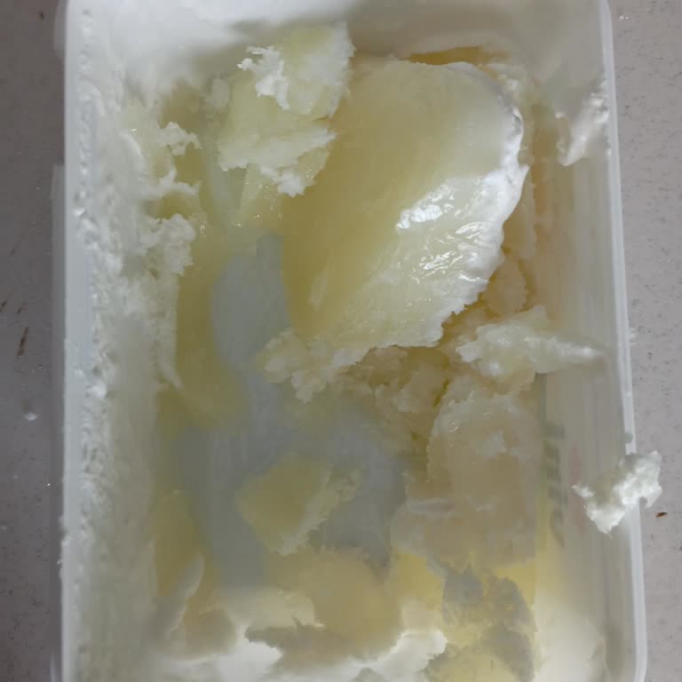 Vini Dondurmasında Sahte İçerik Ve Sağlık Tehlikesi