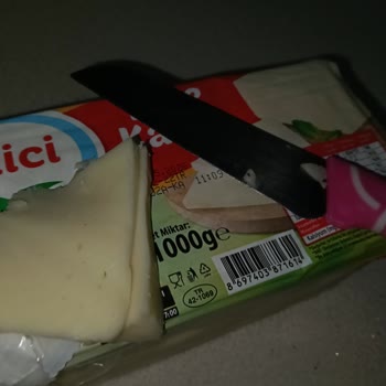 Ekici Peynir Peynir İçinden Yabancı Madde Çıkması