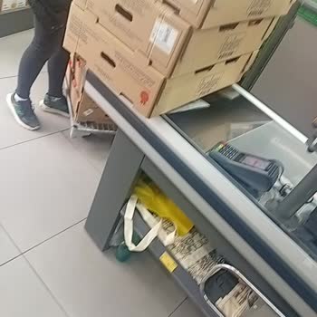 BİM Mağazasında S****’in Saygısız Tavırları Ve Soğuk Zincir İhlali