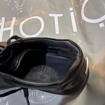 Hotiç Ayakkabısında Kısa Sürede Üç Noktada Topuk Yırtılması Ve Değişim İstemi