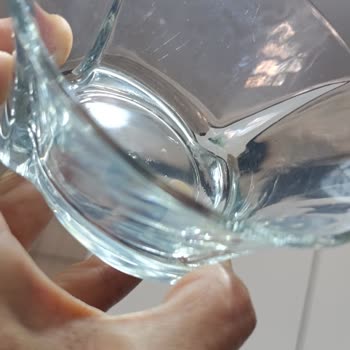 Haier XF4C7S0W-17 Bulaşık Makinesi İlk Kullanımda Cam Eşyaları Çizdi, Servis Kontrol Etmedi