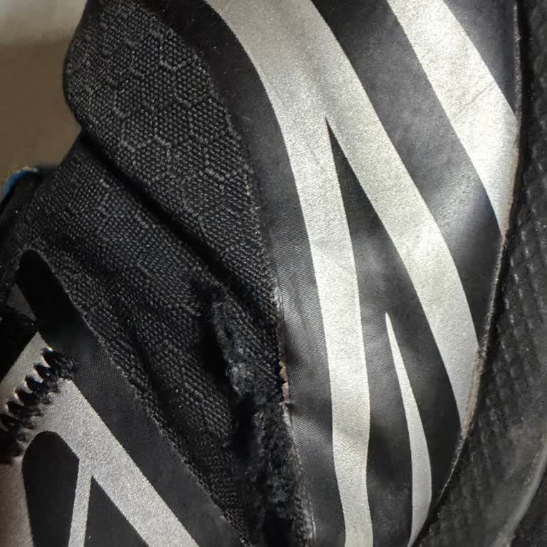 Kısa Sürede Dikişi Açılan Gore‑Tex Ayakkabıda Üretim Sorumluluğu Reddedildi