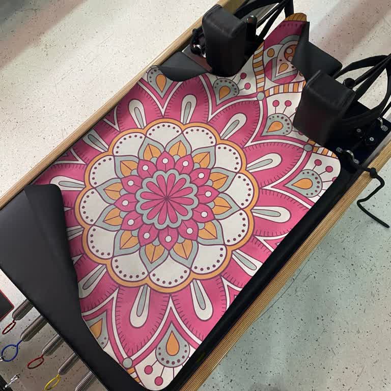 Pilates Makinesinin Örtüleri Bükülmüş Ve Hijyen Sorunu Çözülmedi