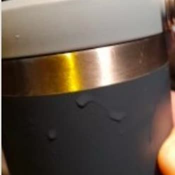 Stanley Matara Sıkı Kapağa Rağmen Su Sızdırıyor