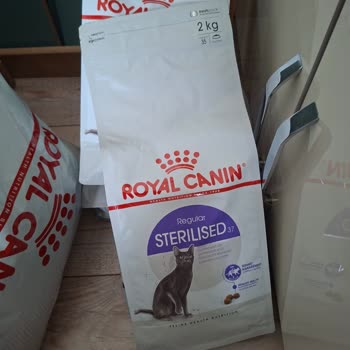 Pet Merkezi’nden Gelen Sahte Royal Canin Kedi Maması İçin 4230 TL İadesi Talebi