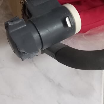 Dolap Üzerinden Satılan Bebek Arabası Ve Puset Kargoda Hasar Gördü, Tazmin Talebi Reddedildi