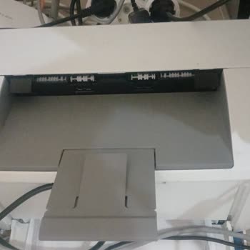 HP LaserJet M111W Yazıcıda Aşırı Silik Çıktı Ve Çevrimdışı Sorunu Nedeniyle Ayıplı Mal İadesi Talebi