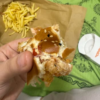 Hamburgerde Sinek Bulunması Nedeniyle İade Talebinin Reddedilmesine Karşı Şikayet