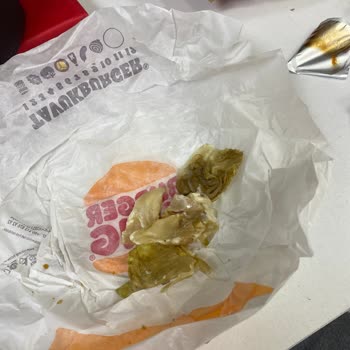 Bozuk Marul Nedeniyle Hamburgerde Tazelik Ve Hijyen Sorunu