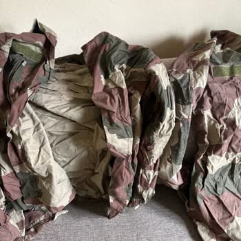 Sipariş Ettiğim Gömlekler Yerine Kullanılmış Ve Küflenmiş Asker Kamuflajı Ürünleri Gönderildi