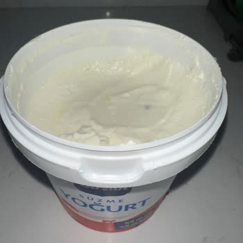 Bozuk Kıvamlı Ve Tanımsız Madde İçeren Süzme Yoğurt İçin İade Talebi