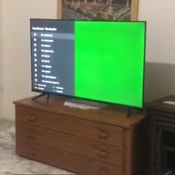 Onvo TV Ekranım Yeşil Oldu