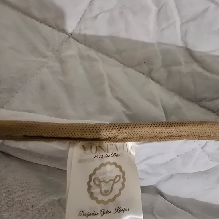 Yunevim.com.tr Görsellerdeki Beyaz Yün Yerine Gelen Kirli Siyah Yün Seti İçin Tam İade Talebi