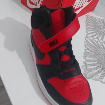 Nike Çocuk Ayakkabısının Cırt Cırt Sorunu Ve Mağaza İlgisizliği