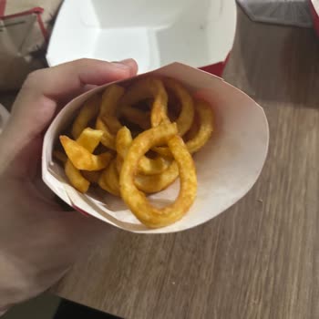 Aşırı Soğuk Ve Kötü Kalitede Sipariş, Uzun Teslim Süresi Ve İade Talebi