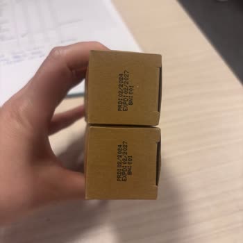 Ciltte Şiddetli Yanma Ve Kırmızılaşma Mağaza Çalışanının Tutumuna Şikayet