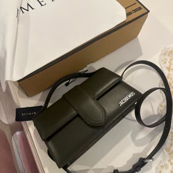 Beymen'den Gelen Çanta Özensiz Ve Tozlu, Çözüm Bekliyor